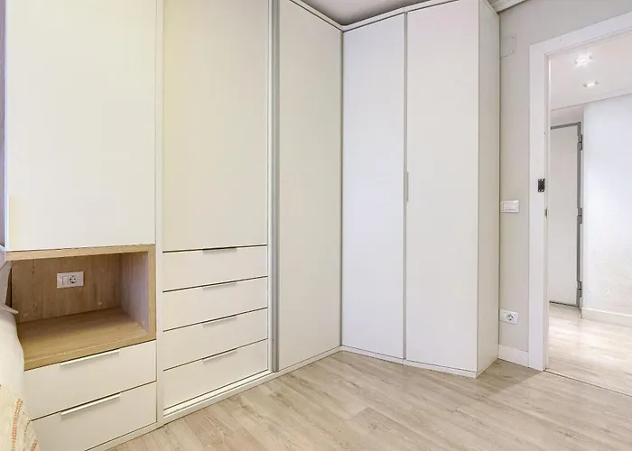 Bilbo Rock Ii By Next Stop Homestay Bilbao